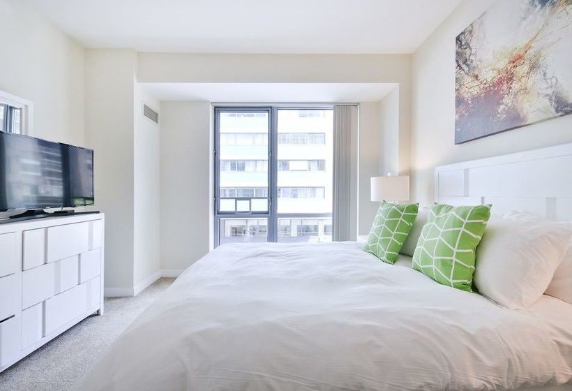 Global Luxury Suites At West End