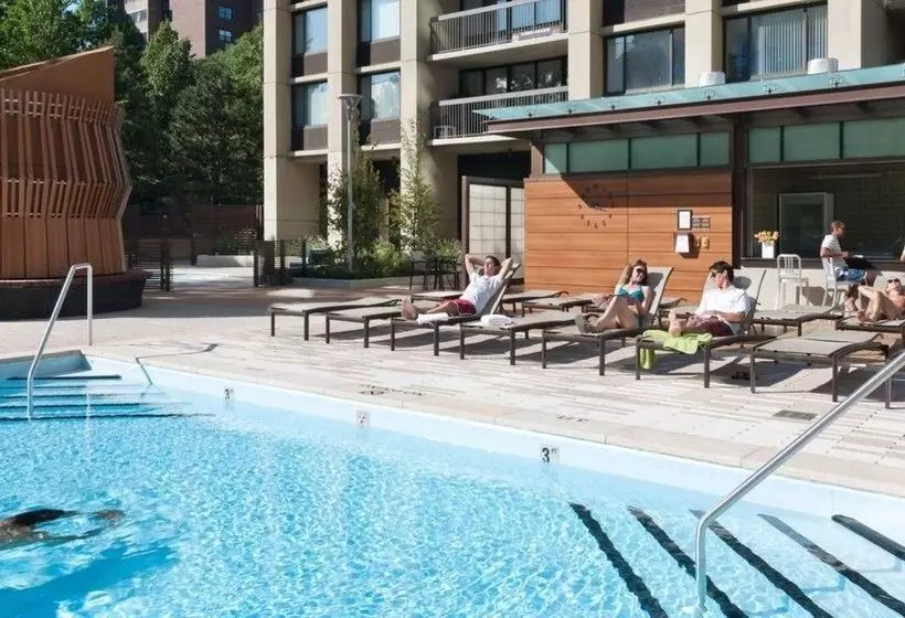 Global Luxury Suites At West End