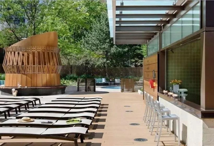 Global Luxury Suites At West End