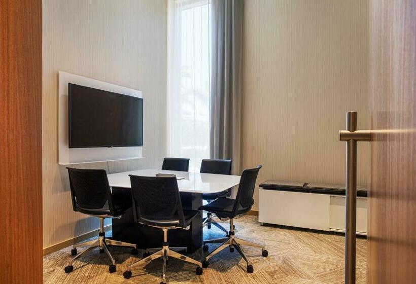 Ac Hotel By Marriott Miami Aventura