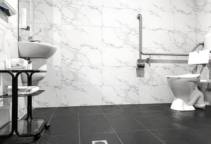 فندق Areca Launceston