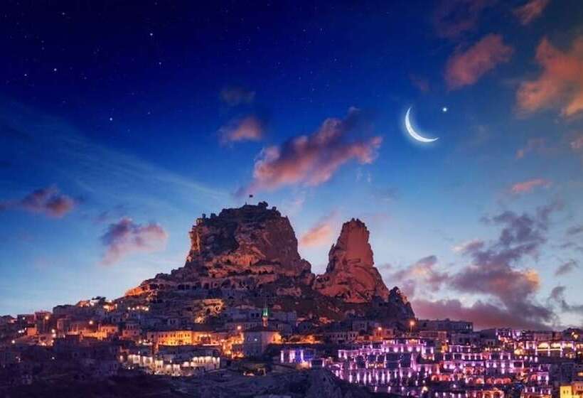 فندق Bedrock Cave