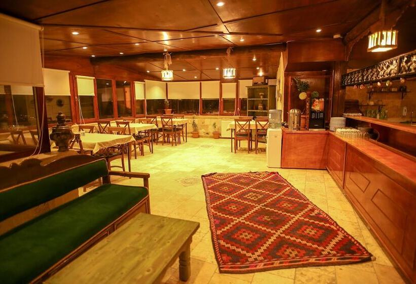 فندق Bedrock Cave