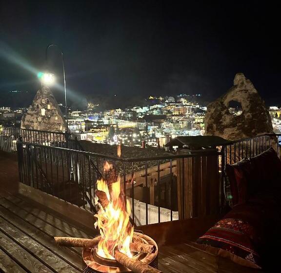 فندق Bedrock Cave