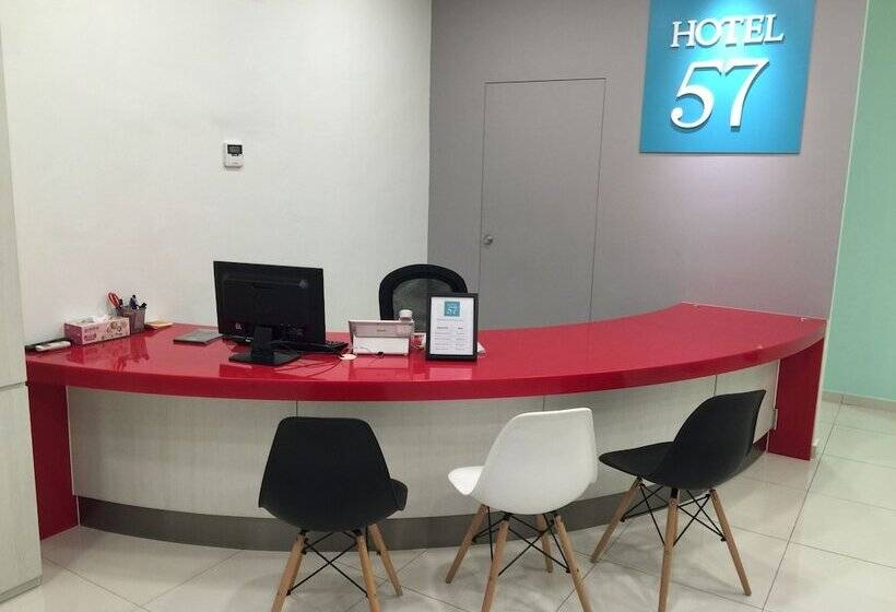 בית מלון כפרי 57