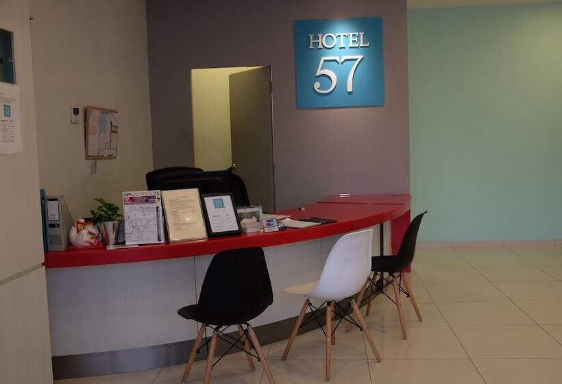 בית מלון כפרי 57