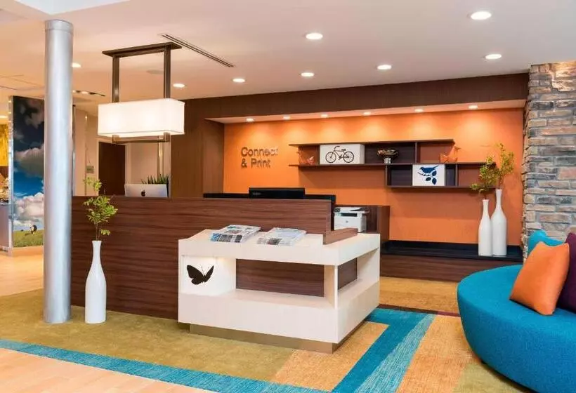 ホテル Fairfield Inn & Suites By Marriott Medina