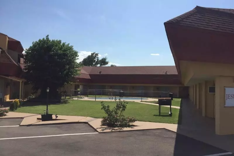 Hotelli Knights Inn Fairview