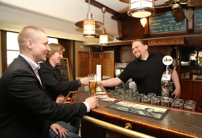 ホテル Li Iisalmen Seurahuone