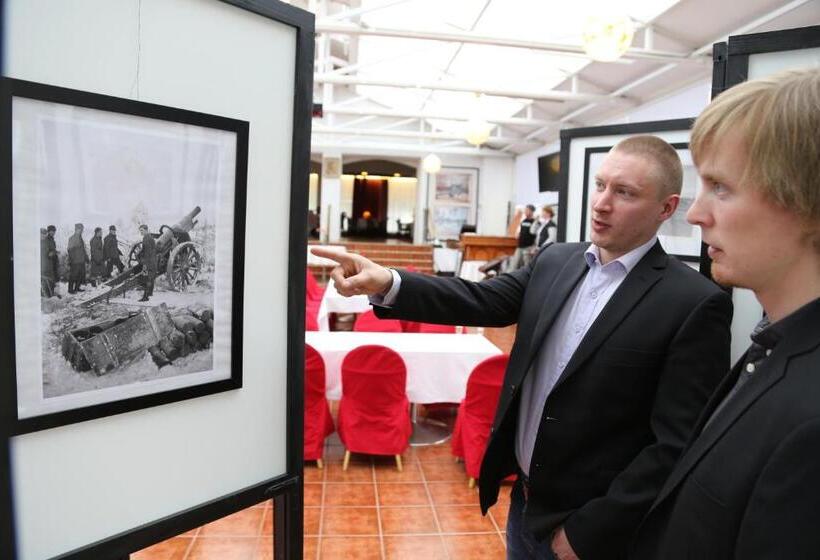 ホテル Li Iisalmen Seurahuone