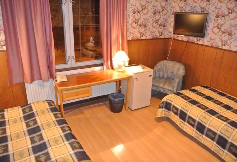 ホテル Li Iisalmen Seurahuone