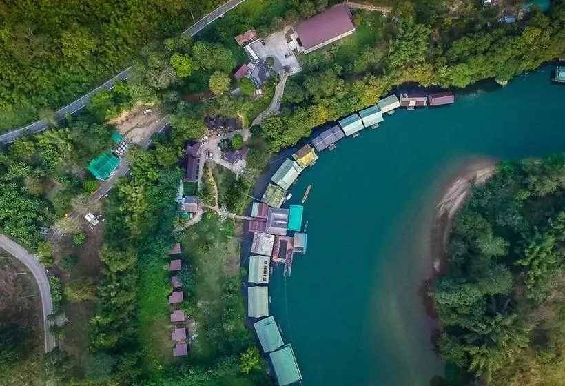 ホテル Saiyok Mantra Resort