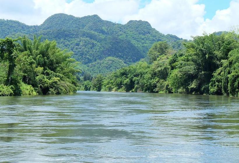 Szálloda Saiyok Mantra Resort