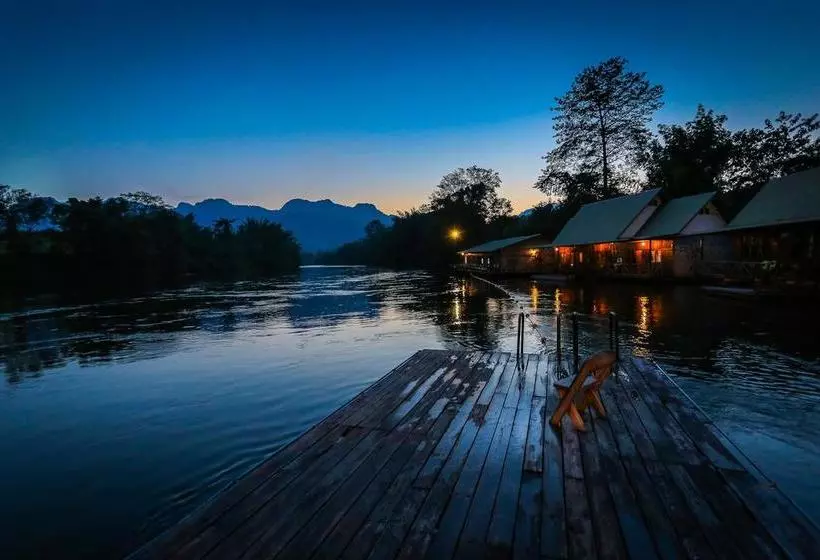 ホテル Saiyok Mantra Resort