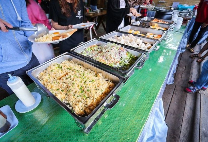 Szálloda Saiyok Mantra Resort