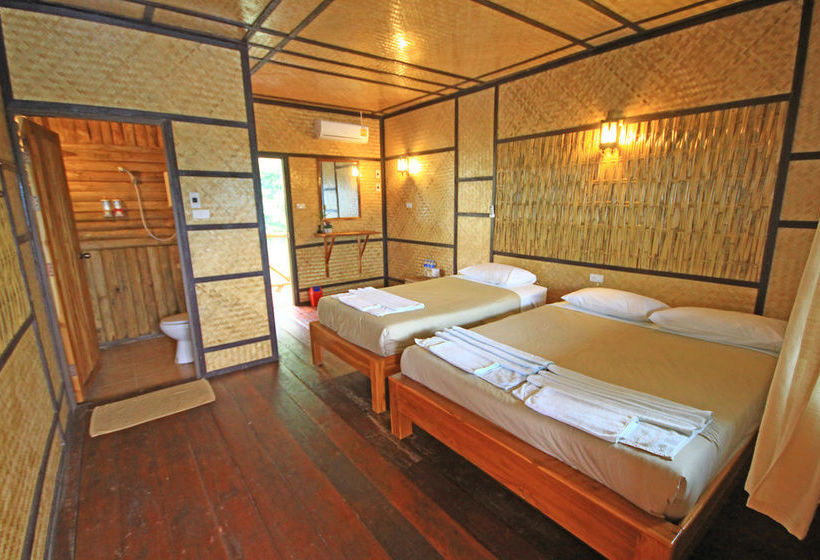 Szálloda Saiyok Mantra Resort