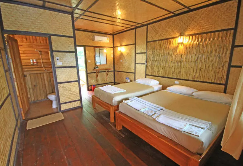 ホテル Saiyok Mantra Resort
