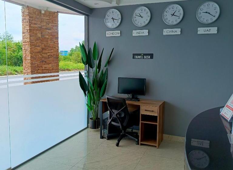 Royale City Hotel 10 Min From Klia Klia 2 Airport