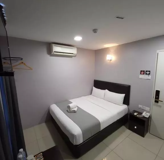 Royale City Hotel 10 Min From Klia Klia 2 Airport