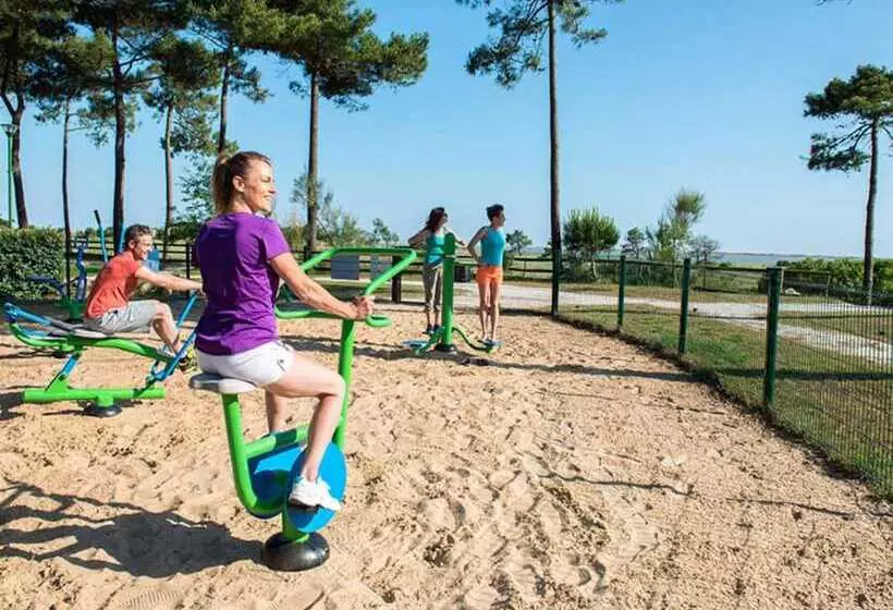 Hotelli Mobilhome 3 Chambres 205 Village Siblu La Reserve