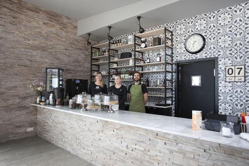 هتل Snjofell Guesthouse