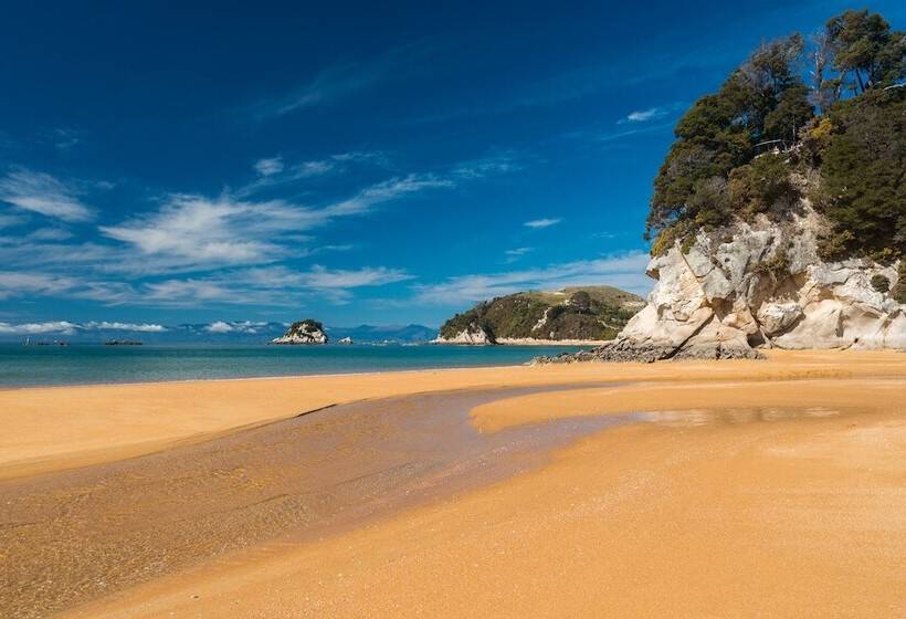 Kaiteriteri Reserve Apartments