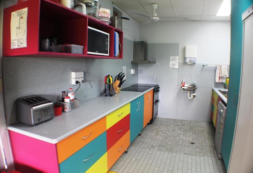 Мотель Tropical Lodge