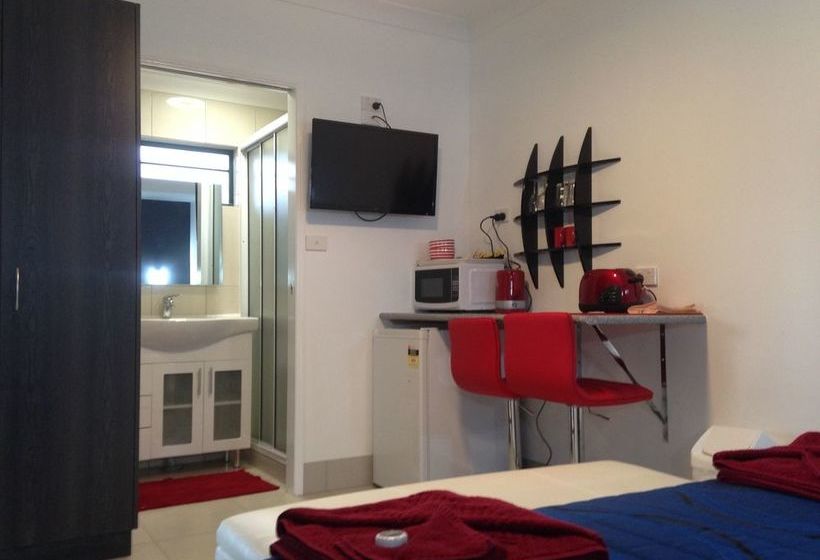 Мотель Tropical Lodge