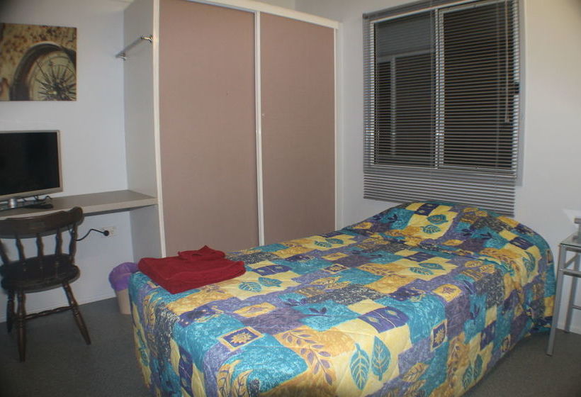 Мотель Tropical Lodge