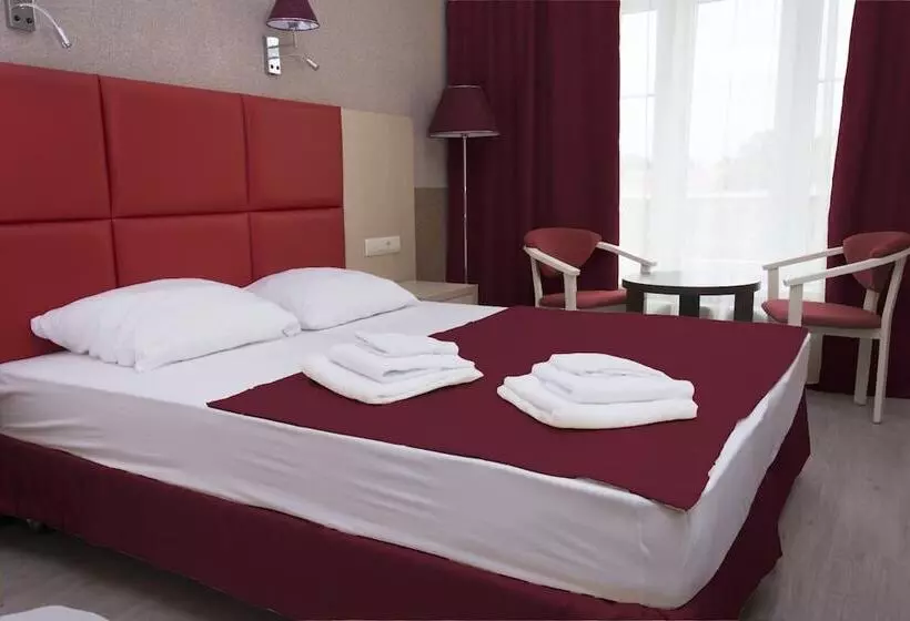 Otel Elisa Inn