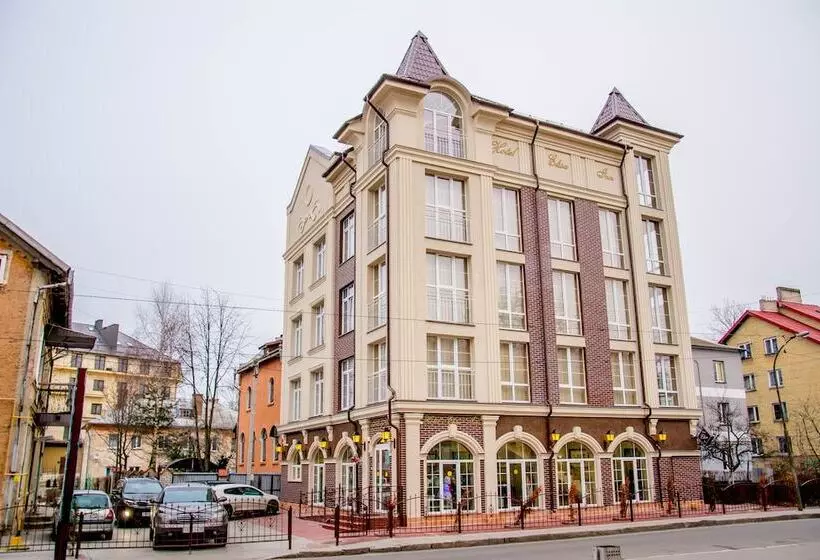 Otel Elisa Inn