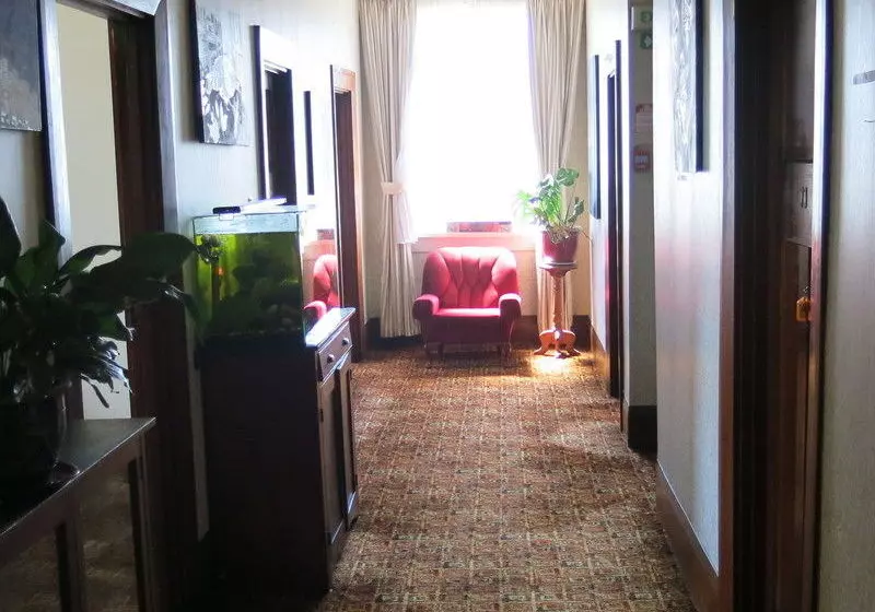 ペンション The Art