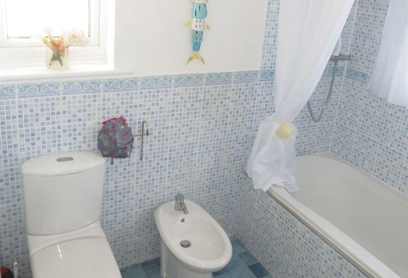 بنسيون The Landings @ 83