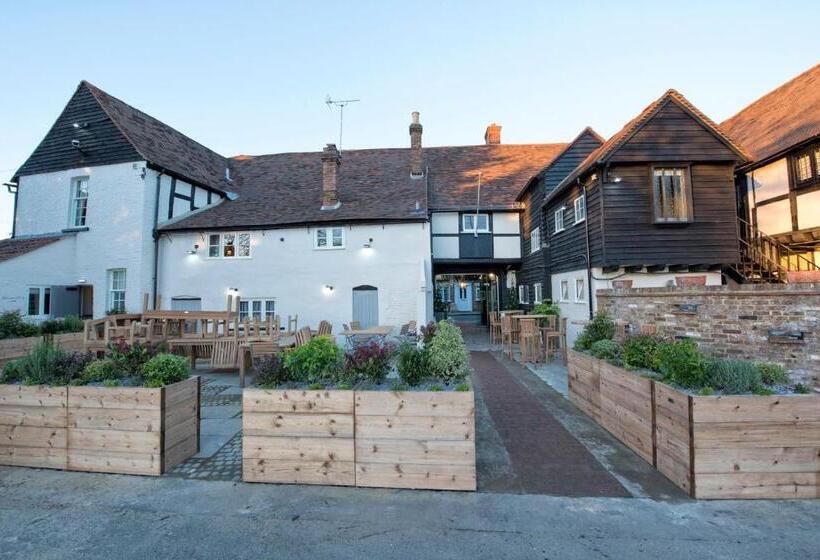 The Ostrich Inn Colnbrook London Heathrow