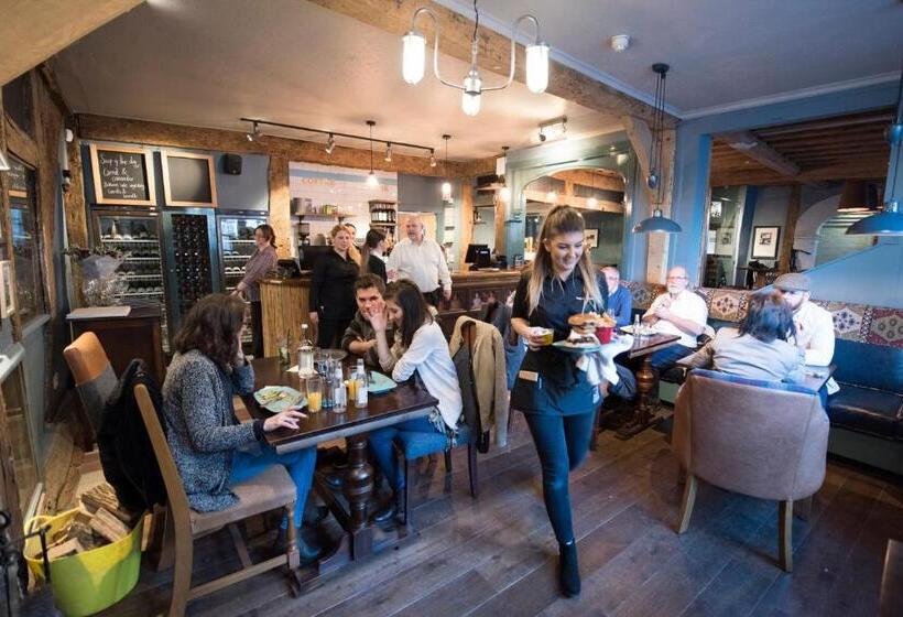 The Ostrich Inn Colnbrook London Heathrow