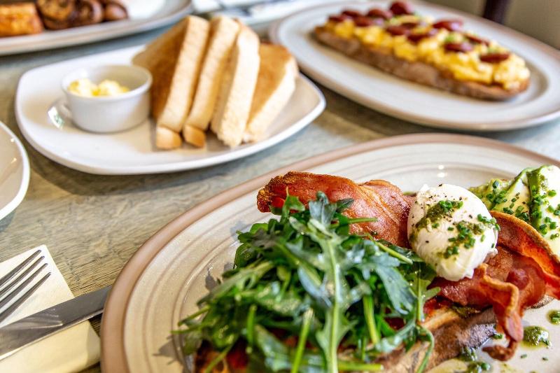 The Ostrich Inn Colnbrook London Heathrow