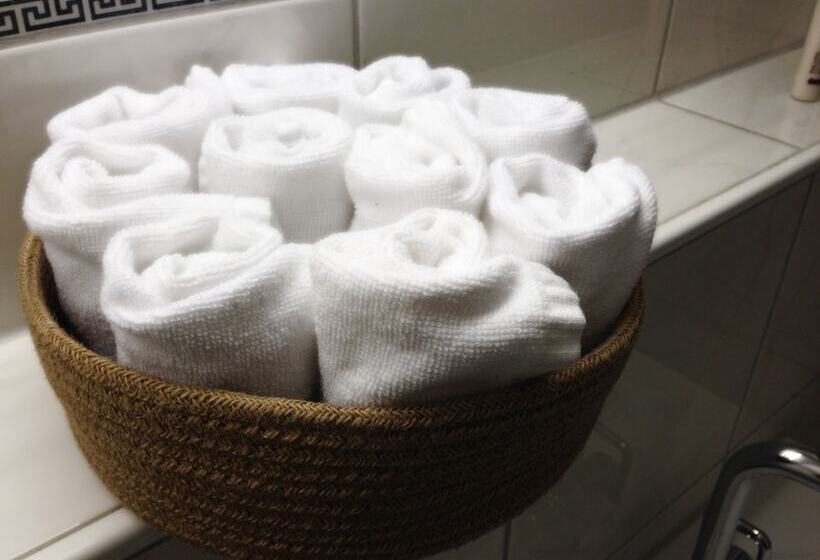 Top City Center Location By Airhome