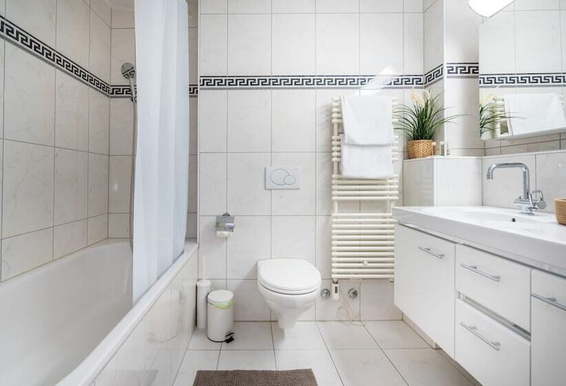 Top City Center Location By Airhome