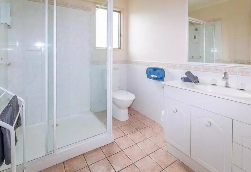 Wollongong Surf Leisure Resort