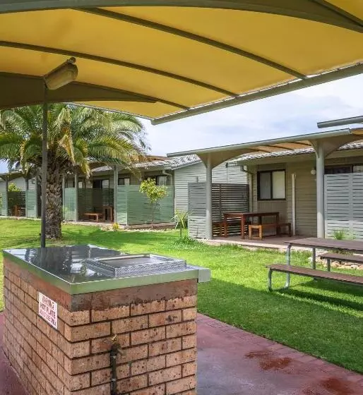 Wollongong Surf Leisure Resort