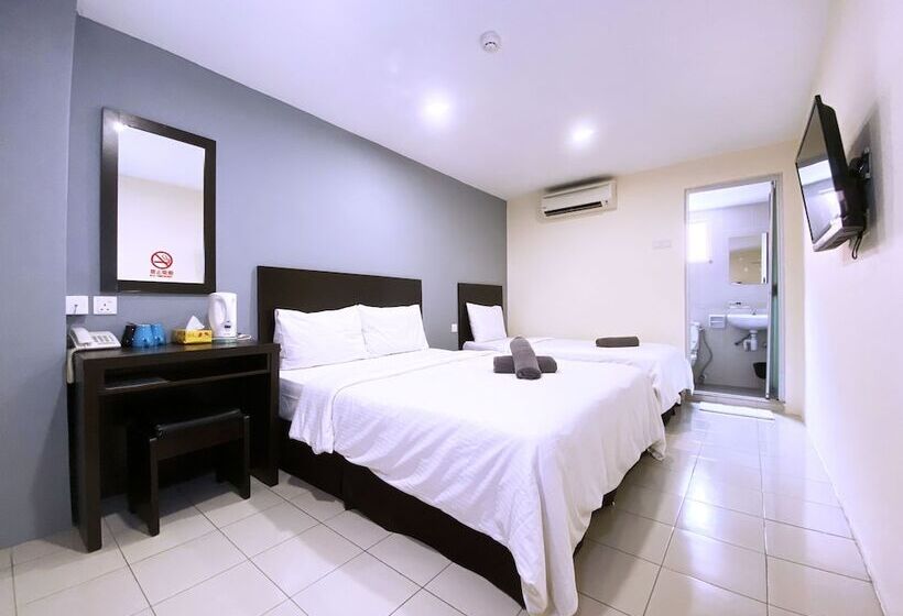 Your Hotel Klang By D Concept