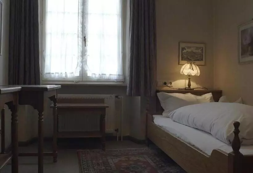 Aamiaismajoitus (B&B) Fährhaus
