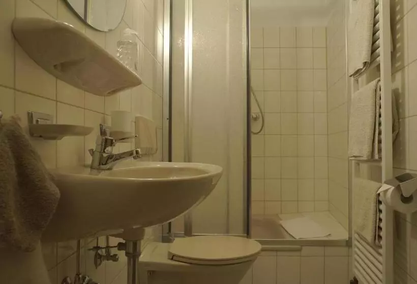 Aamiaismajoitus (B&B) Fährhaus