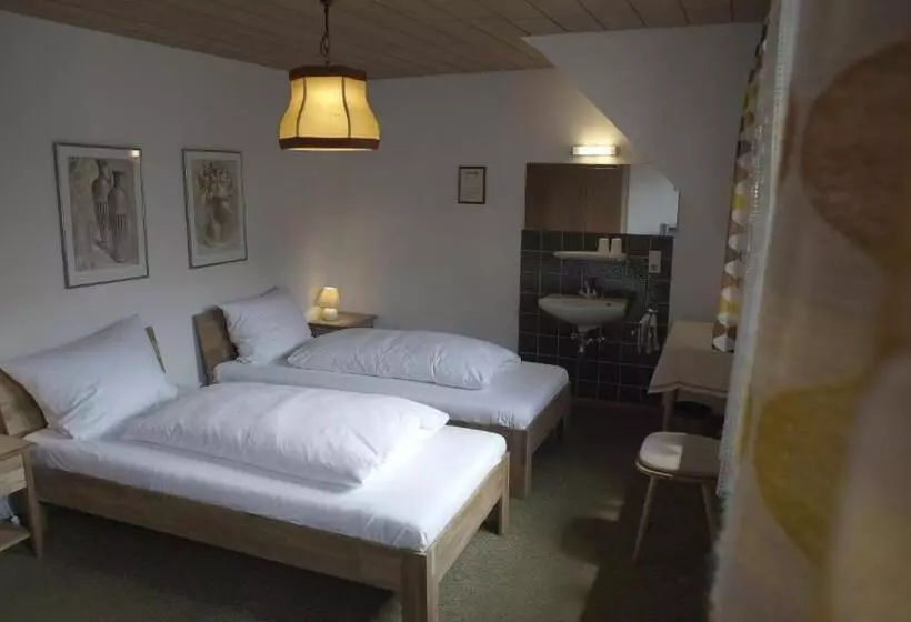 Aamiaismajoitus (B&B) Fährhaus
