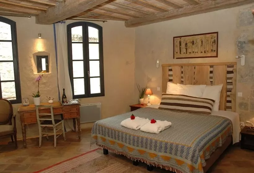 Aamiaismajoitus (B&B) La Casa De Boulbon