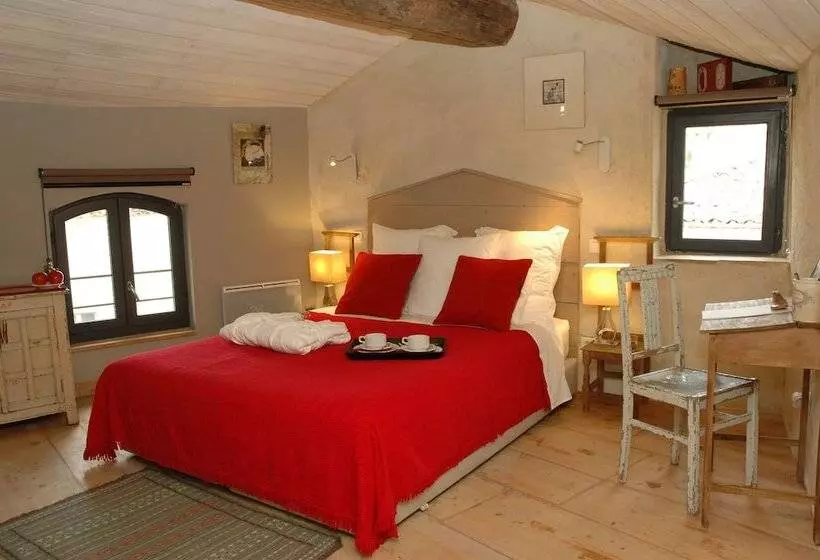Aamiaismajoitus (B&B) La Casa De Boulbon