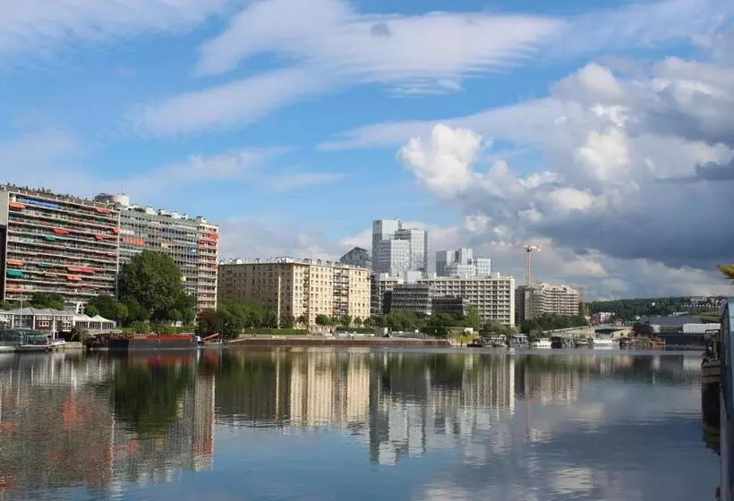 ベッドアンドブレックファースト Megalight Ii