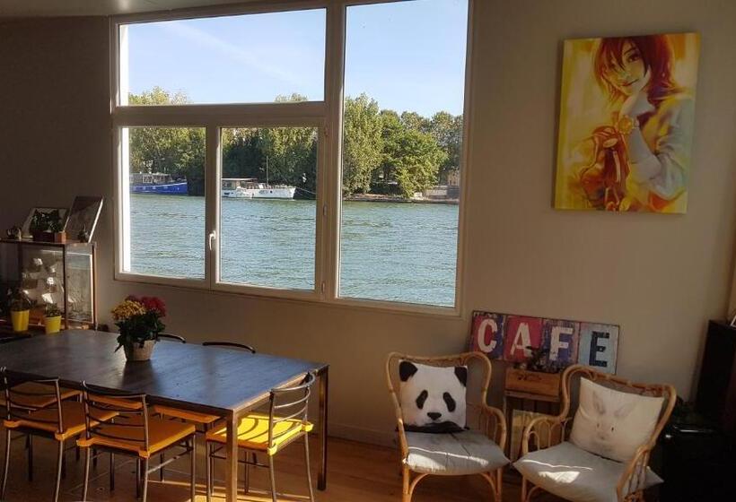 مبيت وإفطار Megalight Ii