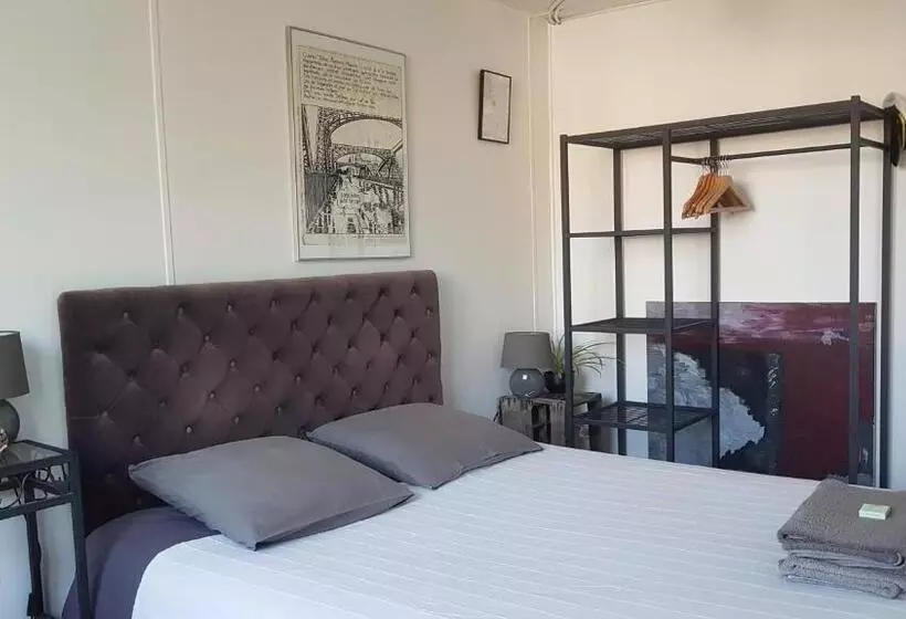 ベッドアンドブレックファースト Megalight Ii