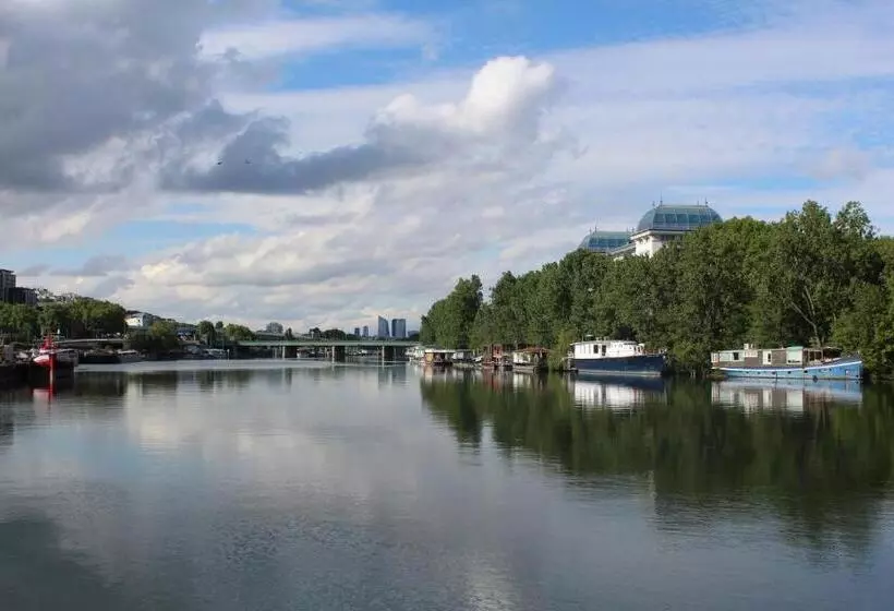 ベッドアンドブレックファースト Megalight Ii